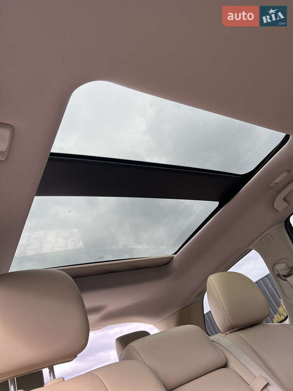 Внедорожник / Кроссовер Nissan Pathfinder 2015 в Тернополе