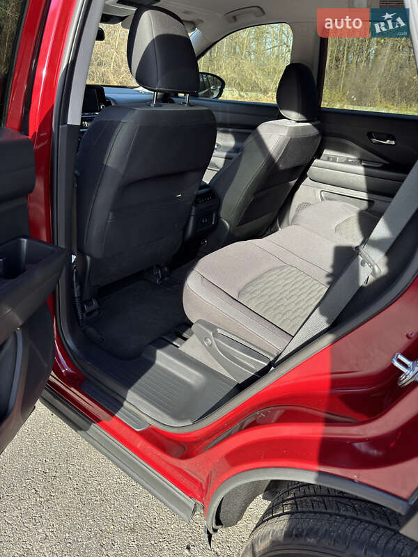 Внедорожник / Кроссовер Nissan Pathfinder 2022 в Полтаве