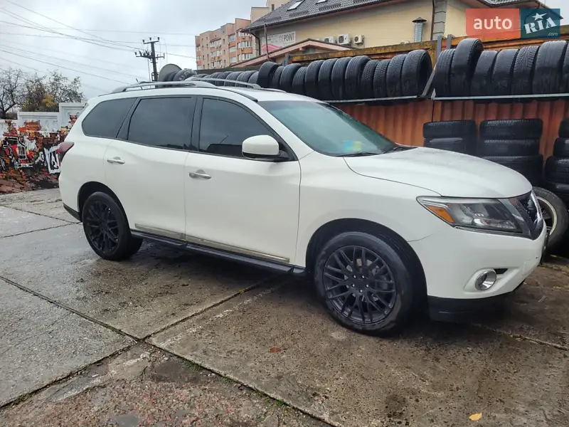 Nissan Pathfinder 2013