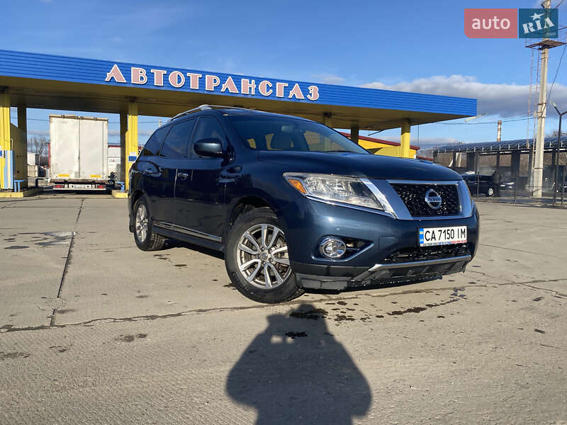 Позашляховик / Кросовер Nissan Pathfinder 2014 в Умані
