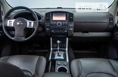 Внедорожник / Кроссовер Nissan Pathfinder 2013 в Киеве