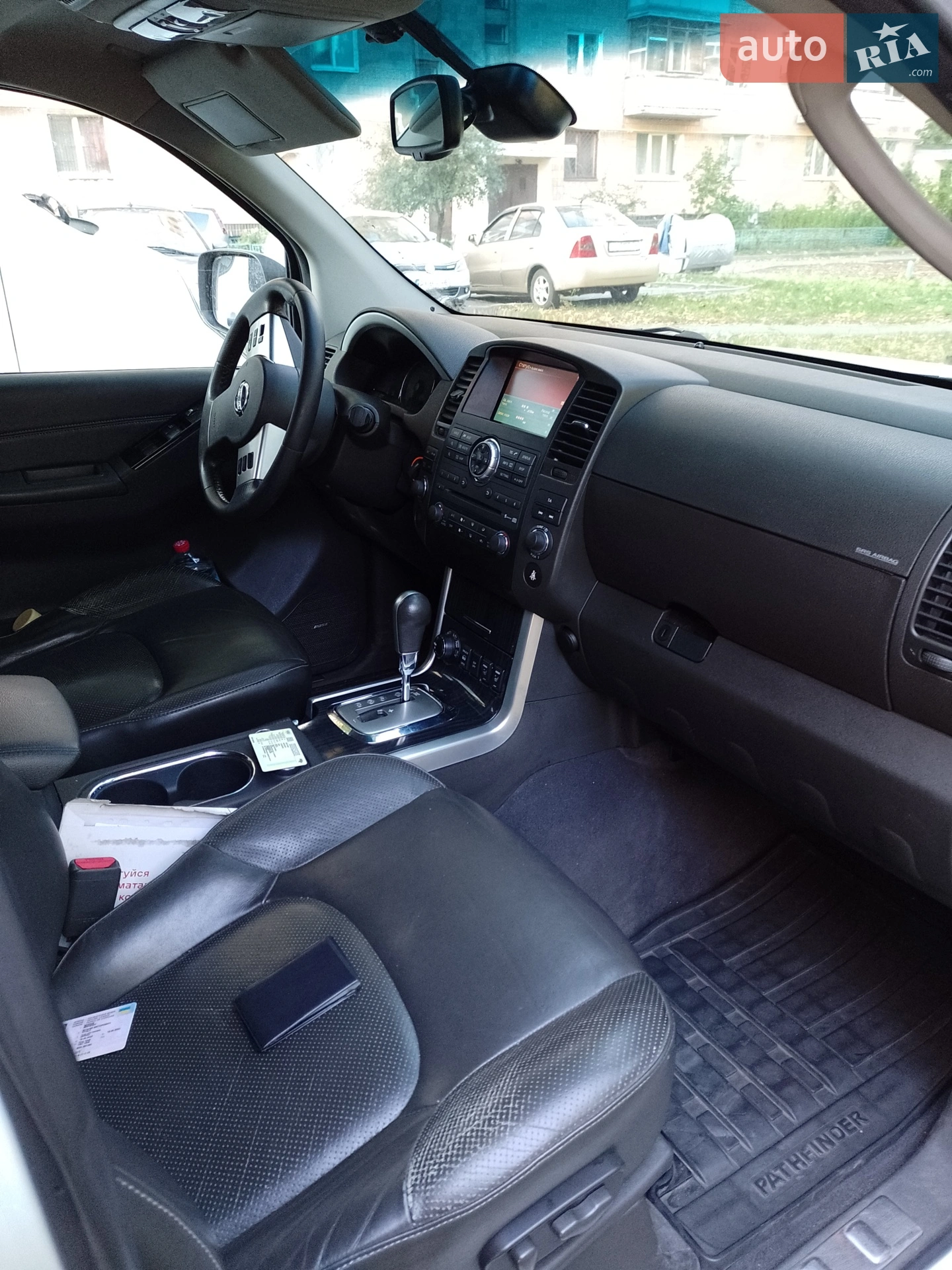 2010 Nissan Pathfinder - мініатюра 8
