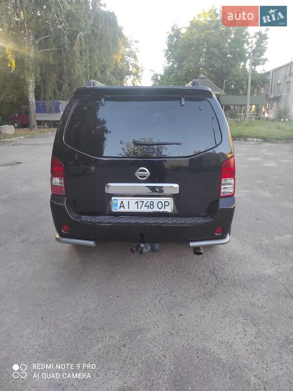 Позашляховик / Кросовер Nissan Pathfinder 2005 в Броварах