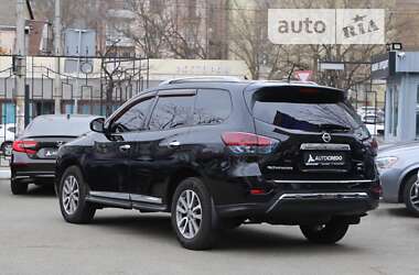 Внедорожник / Кроссовер Nissan Pathfinder 2013 в Киеве