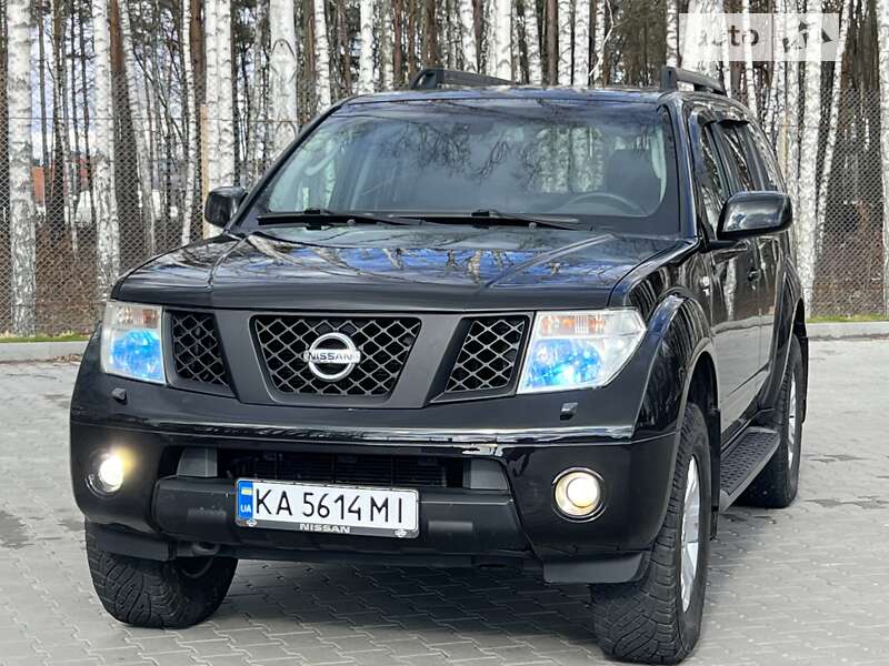 Внедорожник / Кроссовер Nissan Pathfinder 2006 в Киеве