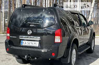 Внедорожник / Кроссовер Nissan Pathfinder 2006 в Киеве