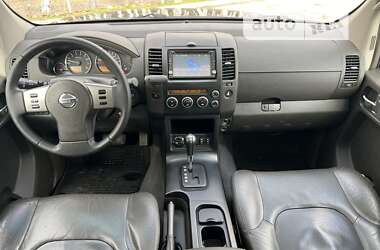 Позашляховик / Кросовер Nissan Pathfinder 2006 в Києві