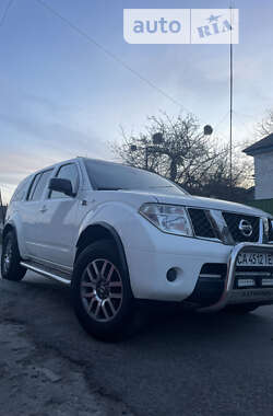 Внедорожник / Кроссовер Nissan Pathfinder 2009 в Мироновке