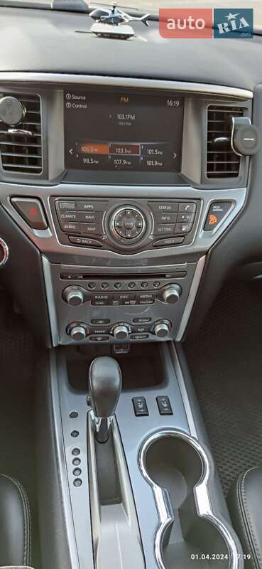 Внедорожник / Кроссовер Nissan Pathfinder 2019 в Киеве