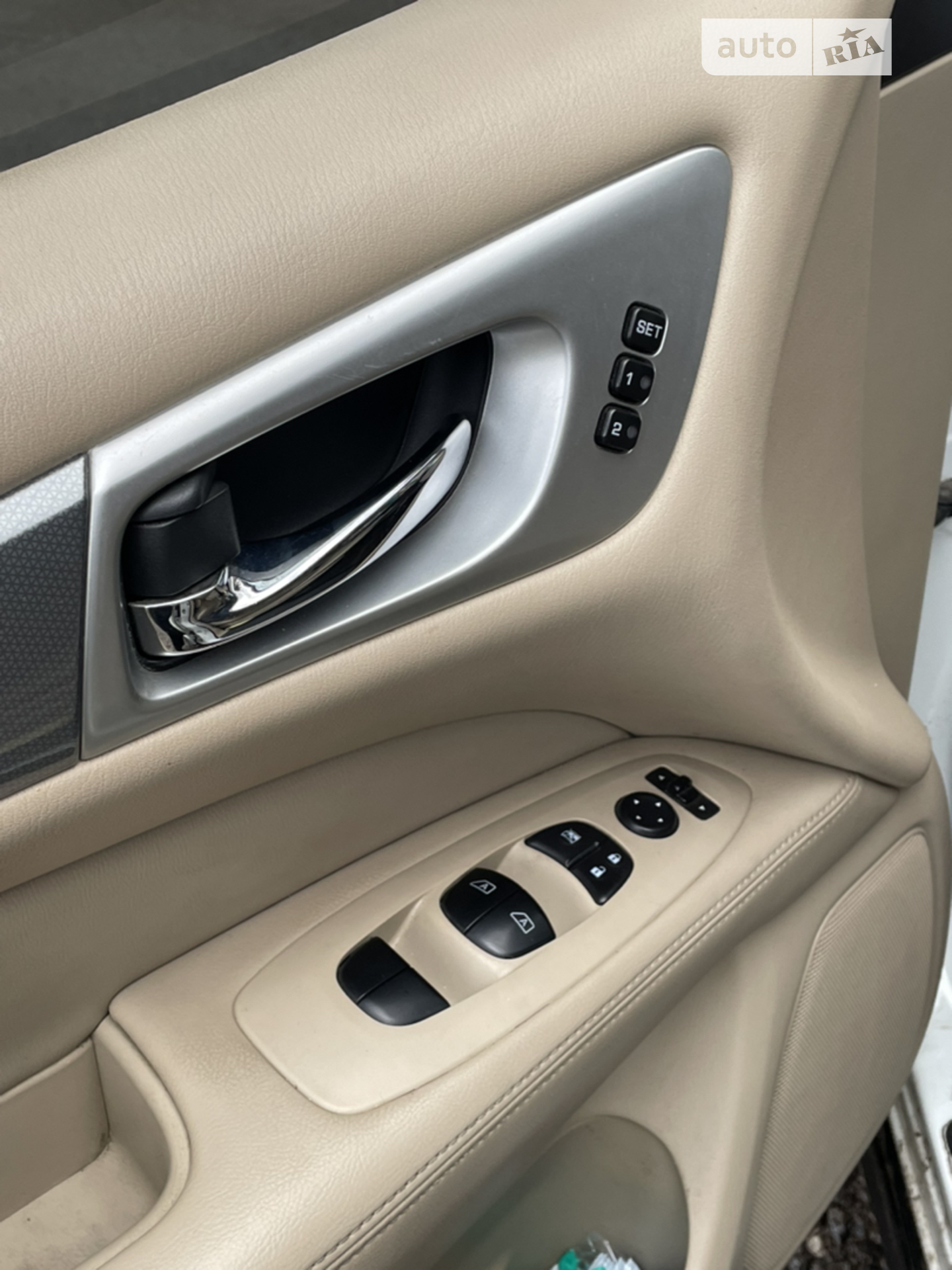2016 Nissan Pathfinder - мініатюра 21