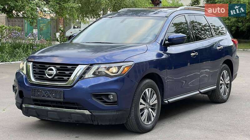 Внедорожник / Кроссовер Nissan Pathfinder 2018 в Одессе