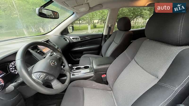 Внедорожник / Кроссовер Nissan Pathfinder 2018 в Одессе