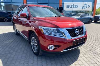 Позашляховик / Кросовер Nissan Pathfinder 2013 в Львові