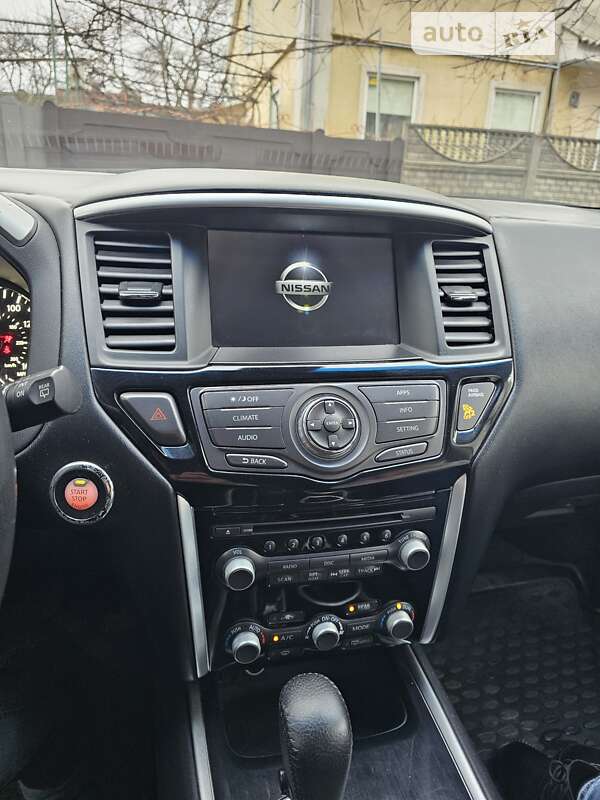 Внедорожник / Кроссовер Nissan Pathfinder 2017 в Черкассах фото 8 Внедорожник / Кроссовер Nissan Pathfinder 2017 в Черкассах