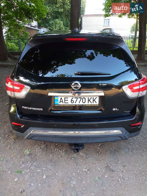 Внедорожник / Кроссовер Nissan Pathfinder 2014 в Днепре