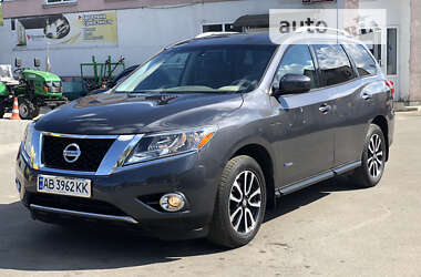 Nissan Pathfinder 2013