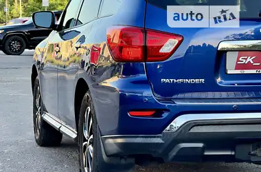 Nissan Pathfinder 2017