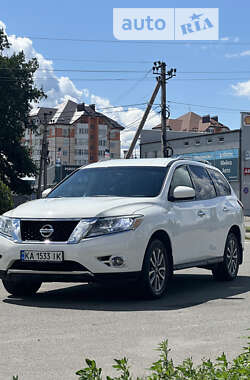 Nissan Pathfinder 2016