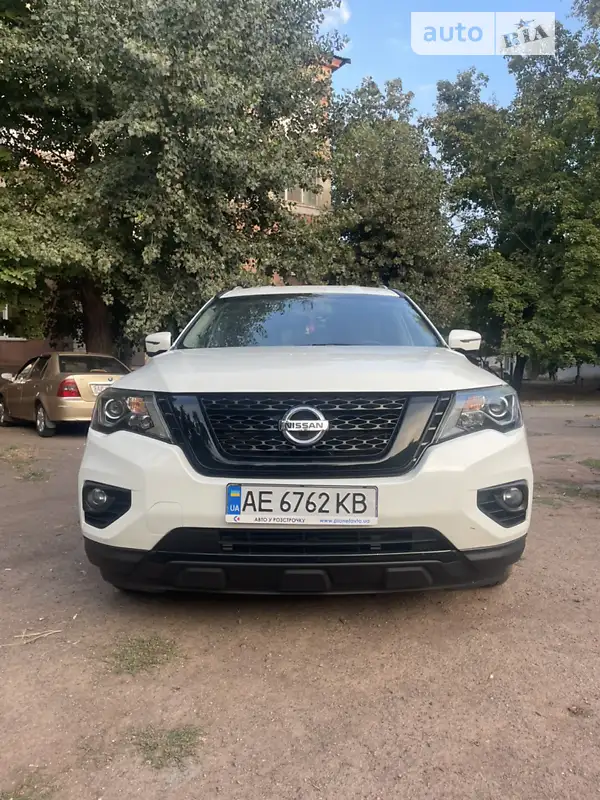 Nissan Pathfinder 2016