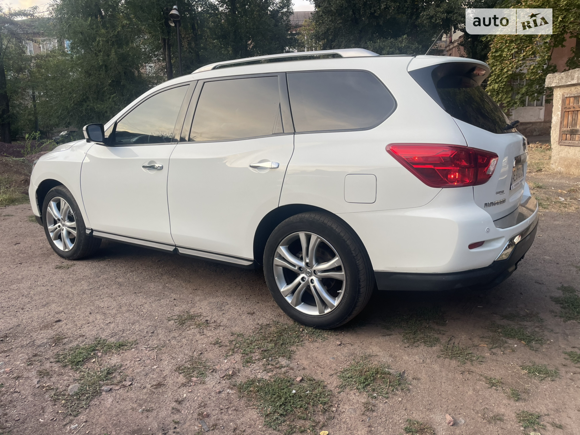2016 Nissan Pathfinder - мініатюра 25