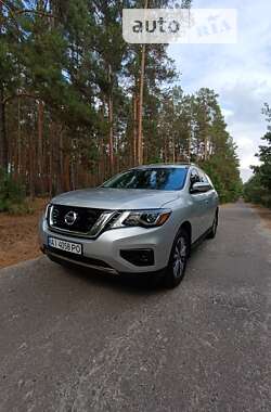 Позашляховик / Кросовер Nissan Pathfinder 2020 в Броварах