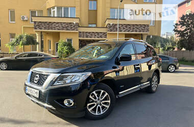 Внедорожник / Кроссовер Nissan Pathfinder 2014 в Киеве