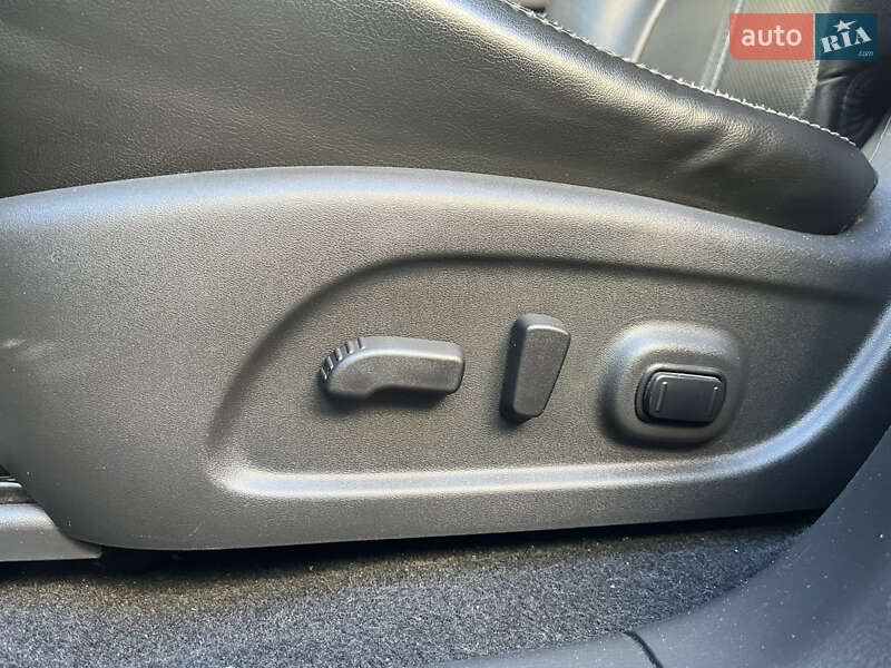 Внедорожник / Кроссовер Nissan Pathfinder 2013 в Виннице фото 6 Внедорожник / Кроссовер Nissan Pathfinder 2013 в Виннице