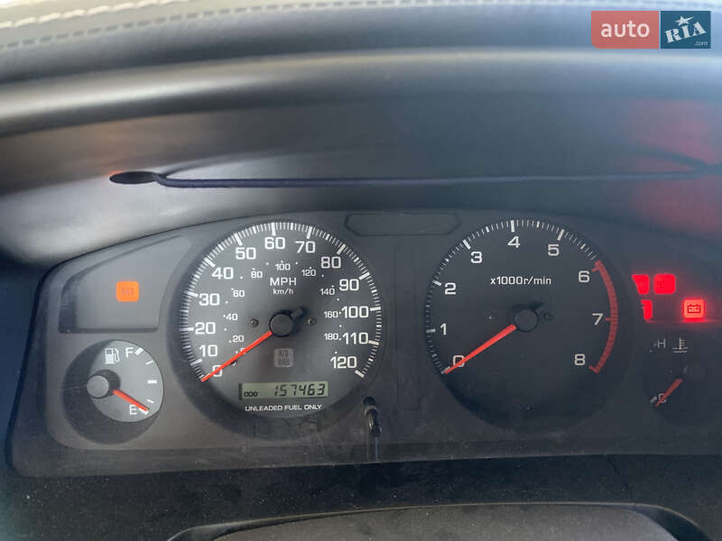 Внедорожник / Кроссовер Nissan Pathfinder 1998 в Киеве