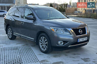 Nissan Pathfinder 2015