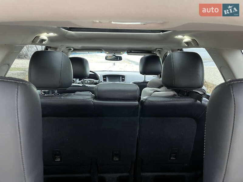 Внедорожник / Кроссовер Nissan Pathfinder 2014 в Черкассах