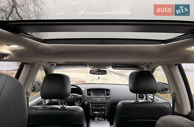 Позашляховик / Кросовер Nissan Pathfinder 2014 в Черкасах