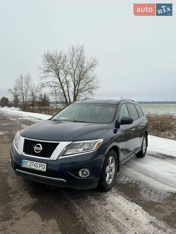 Позашляховик / Кросовер Nissan Pathfinder 2016 в 