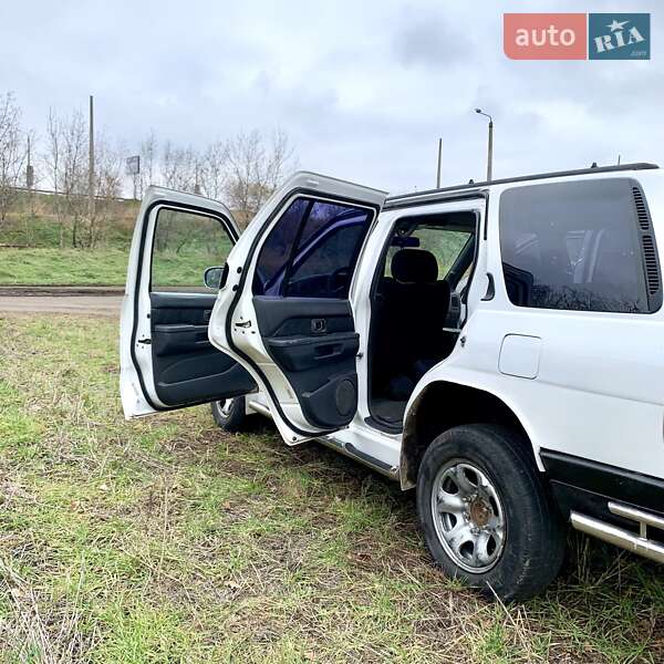Позашляховик / Кросовер Nissan Pathfinder 1996 в Одесі