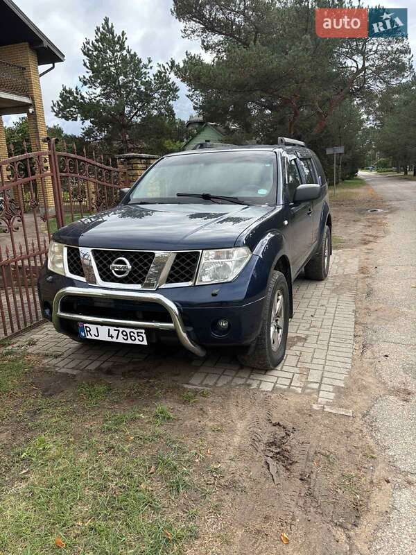 Внедорожник / Кроссовер Nissan Pathfinder 2003 в Белой Церкви