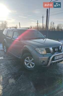 Внедорожник / Кроссовер Nissan Pathfinder 2005 в Львове