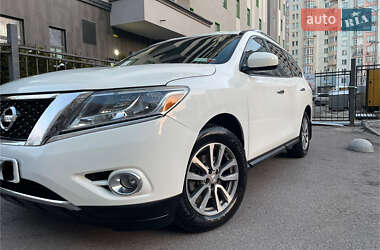 Nissan Pathfinder 2015