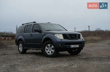 Внедорожник / Кроссовер Nissan Pathfinder 2005 в Бурыни