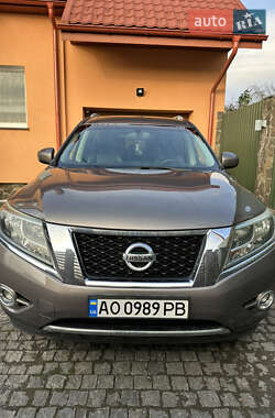 Nissan Pathfinder 2014