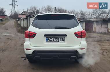 Внедорожник / Кроссовер Nissan Pathfinder 2018 в 