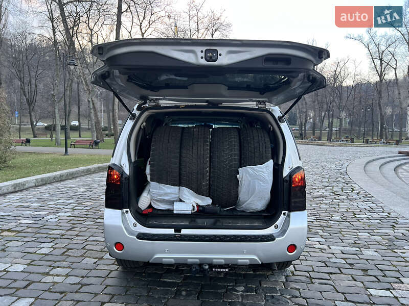 Внедорожник / Кроссовер Nissan Pathfinder 2012 в Киеве