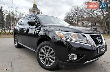 Nissan Pathfinder 2013