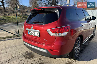 Позашляховик / Кросовер Nissan Pathfinder 2016 в Ужгороді