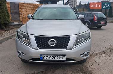 Позашляховик / Кросовер Nissan Pathfinder 2012 в Луцьку