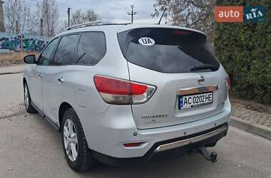 Позашляховик / Кросовер Nissan Pathfinder 2012 в Луцьку