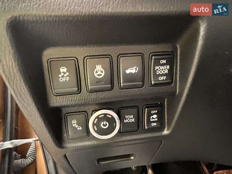 Позашляховик / Кросовер Nissan Pathfinder 2016 в Львові