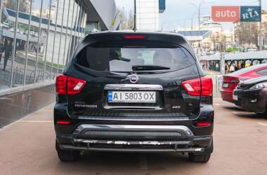 Внедорожник / Кроссовер Nissan Pathfinder 2017 в 