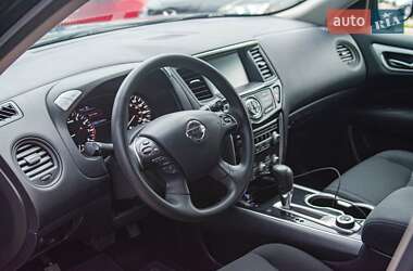 Внедорожник / Кроссовер Nissan Pathfinder 2017 в 
