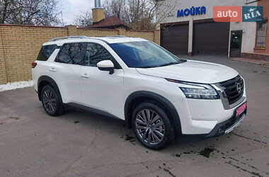 Внедорожник / Кроссовер Nissan Pathfinder 2023 в 