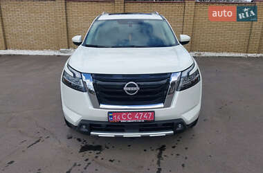Внедорожник / Кроссовер Nissan Pathfinder 2023 в 