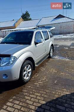 Внедорожник / Кроссовер Nissan Pathfinder 2012 в 